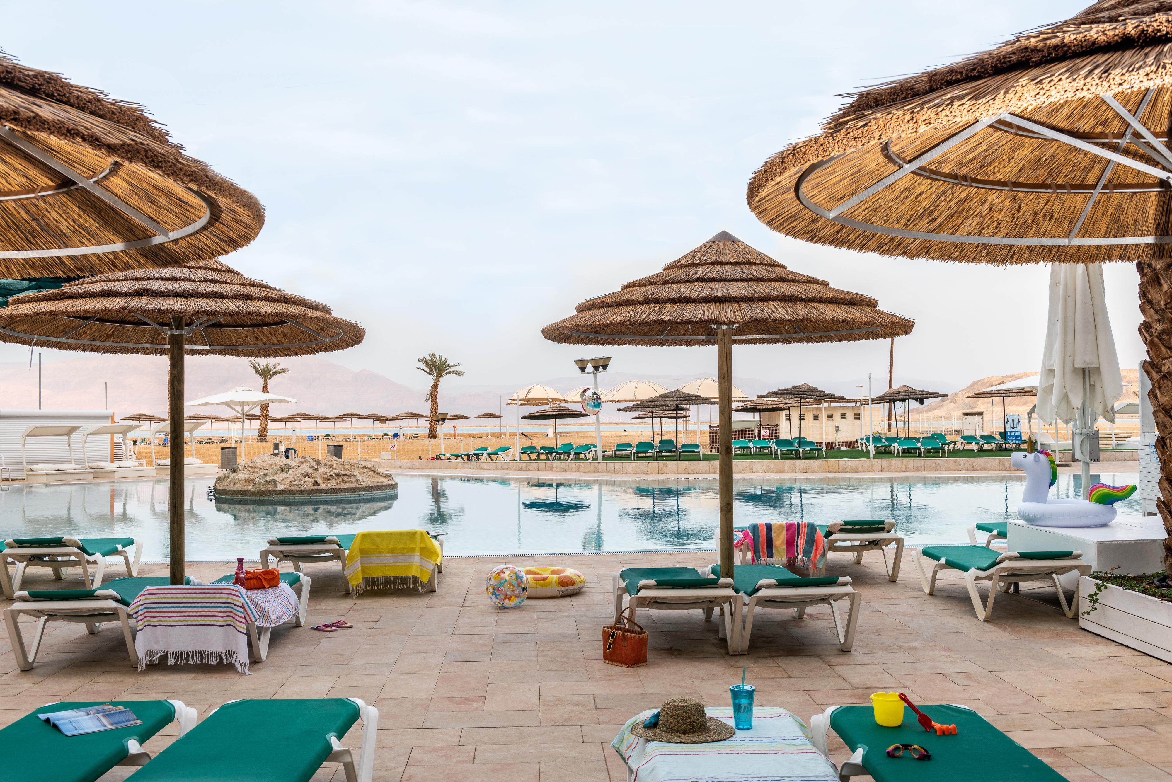 Leonardo Club Hotel Dead Sea Neve Zohar Extérieur photo The pool at the Hilton Sharm El Sheikh