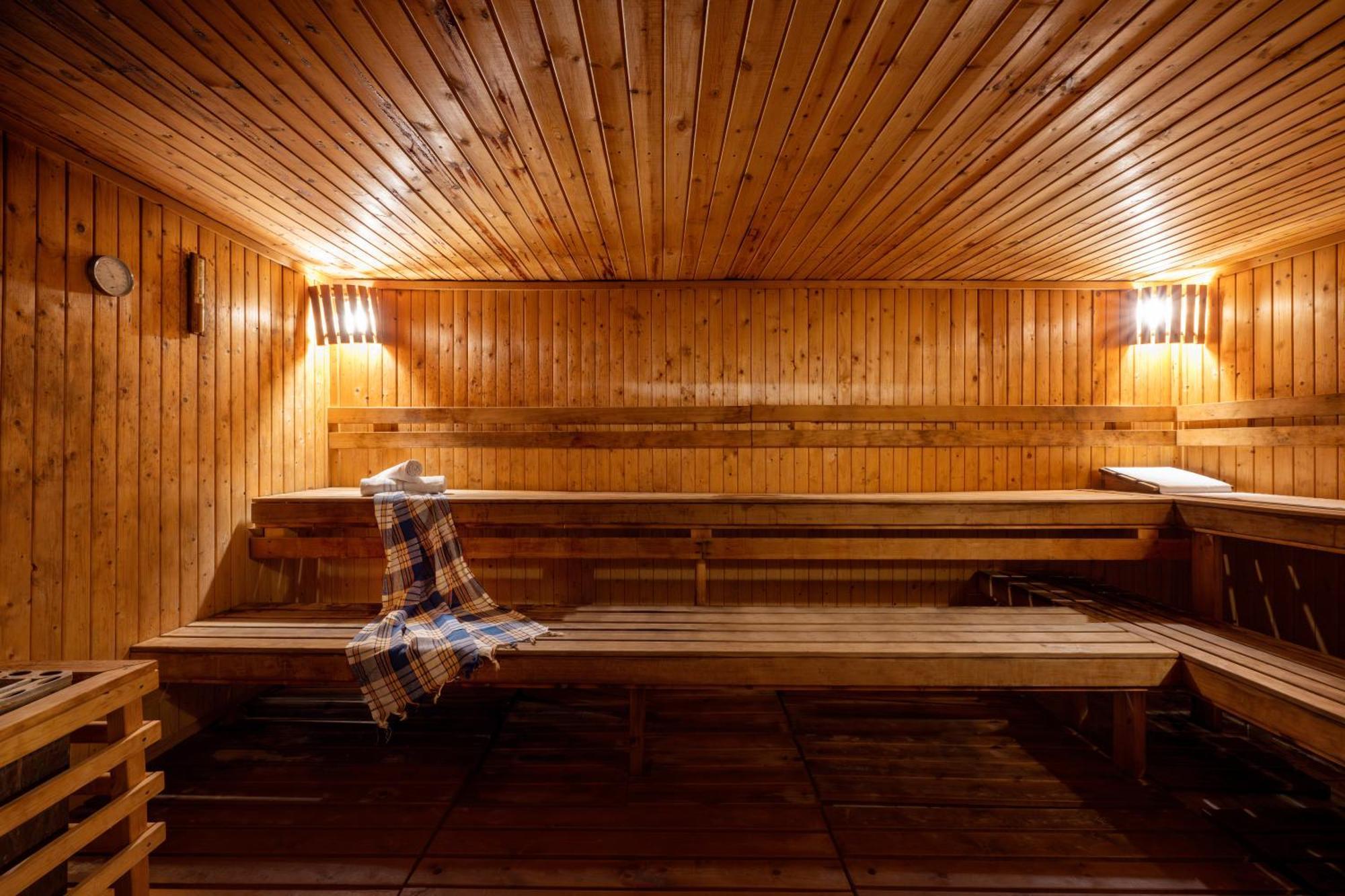 Leonardo Club Hotel Dead Sea Neve Zohar Extérieur photo A Finnish sauna