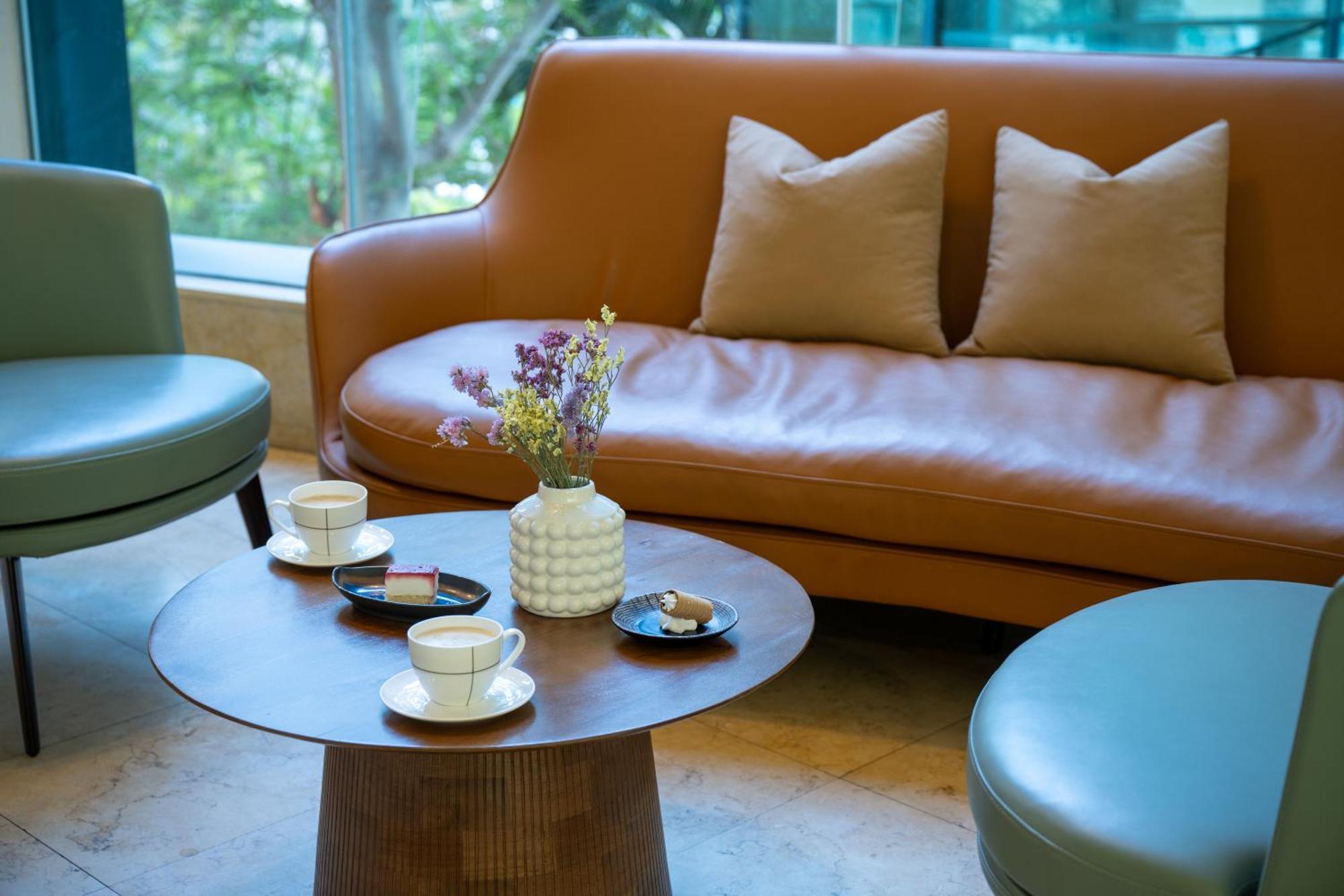 Leonardo Club Hotel Dead Sea Neve Zohar Extérieur photo The lounge at the airport