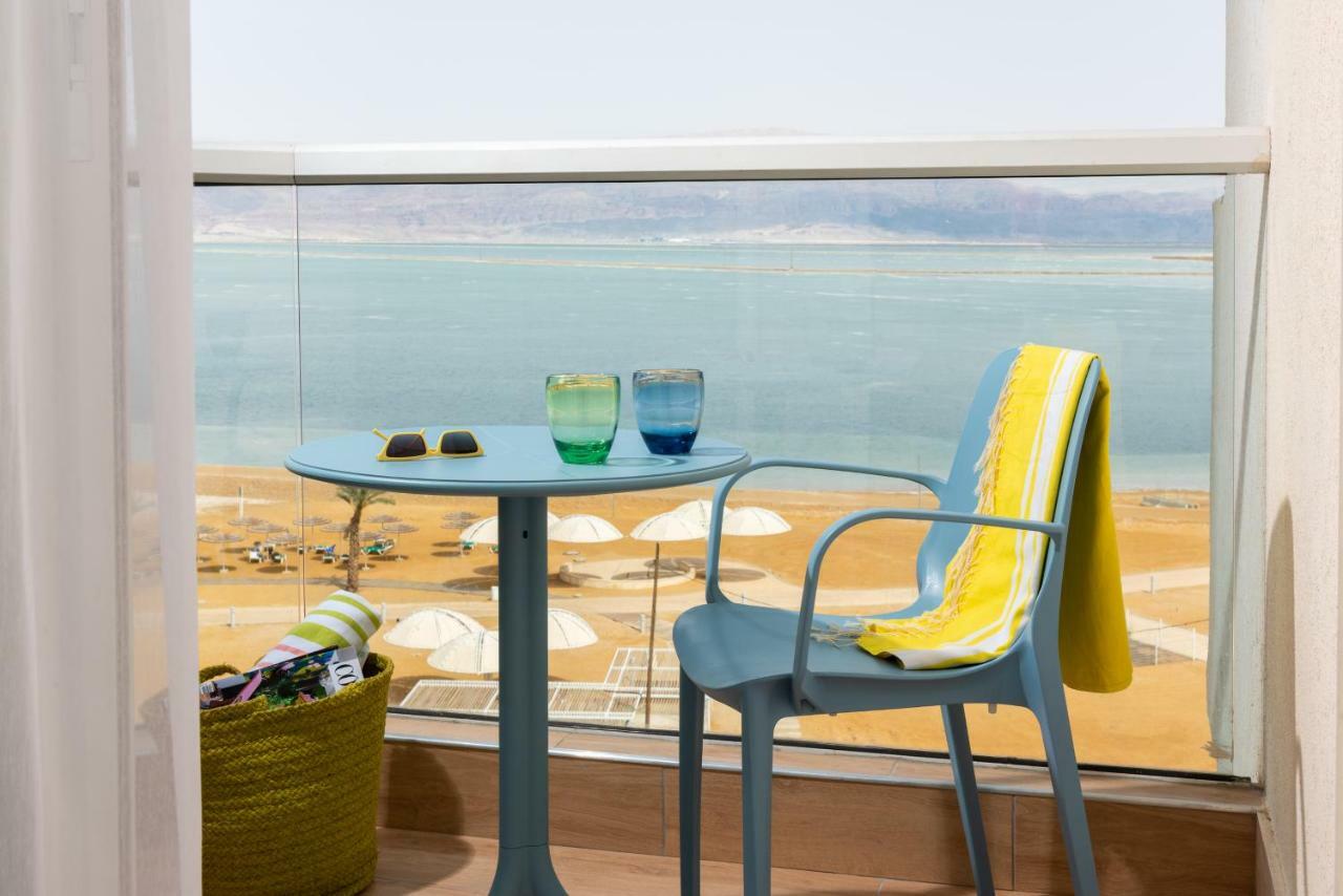 Leonardo Club Hotel Dead Sea Neve Zohar Extérieur photo View of the Dead Sea from the Dead Sea Spa Magdiel